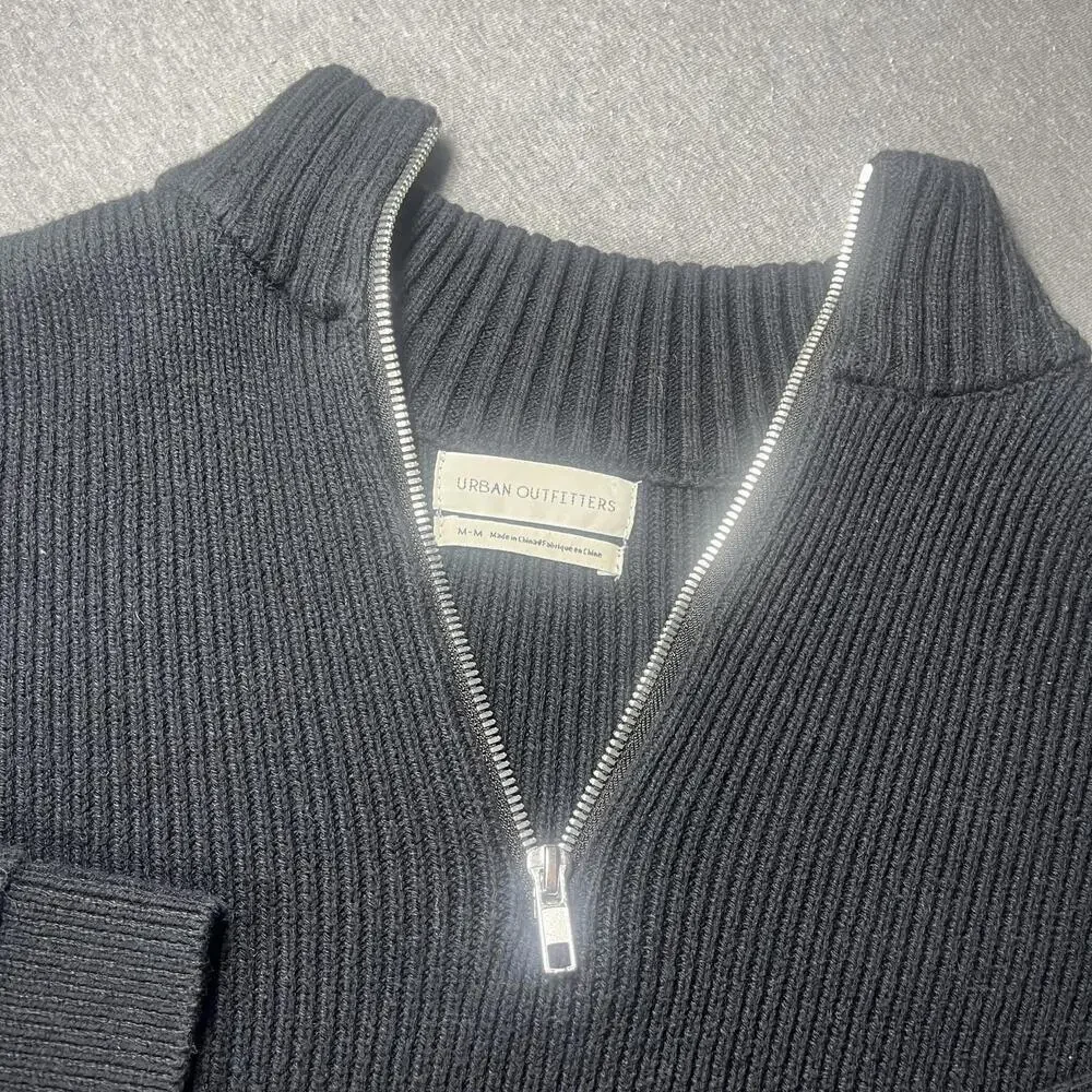 Urban Outfitters Black Ribbed Half-Zip cropped Sweater Womans Size Medium - Picture 2 of 6